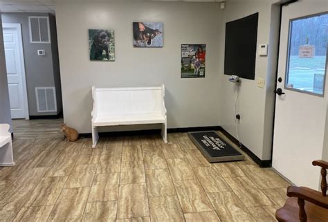 Countryside veterinary center - Apr 19, 2015 - Countryside Veterinary Center's design for this new construction project is sleek, modern and functional to provide 24/7 care.